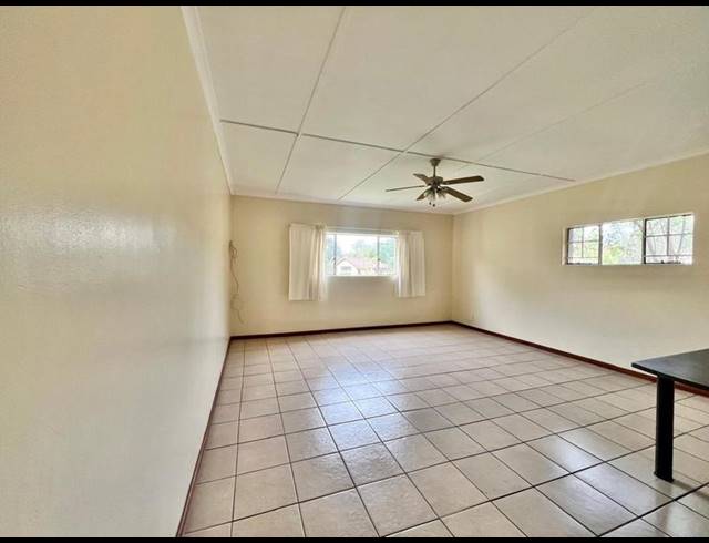 3 BEDROOM TOWNHOUSE FOR SALE IN SCOTTSVILLE
